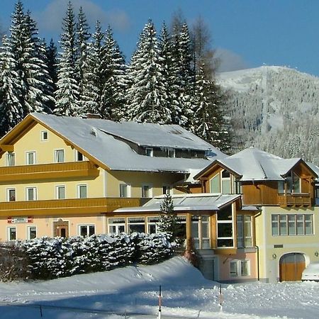 Hotel Gasthof Buchbauer Бад-Санкт-Леонхард Экстерьер фото