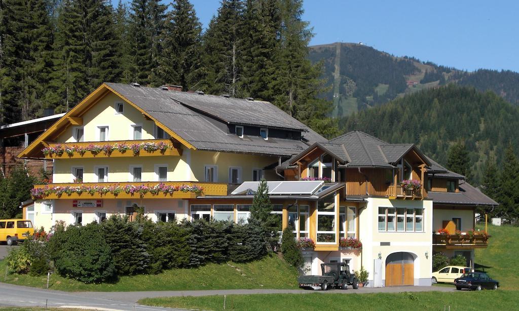 Hotel Gasthof Buchbauer Бад-Санкт-Леонхард Экстерьер фото